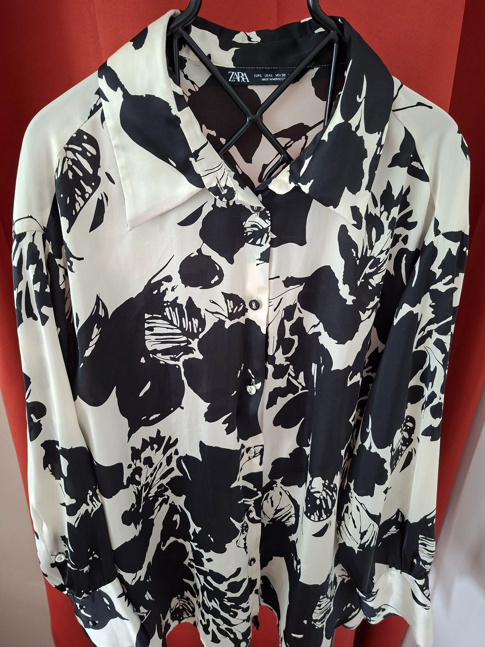Chemise satinée zara taille L